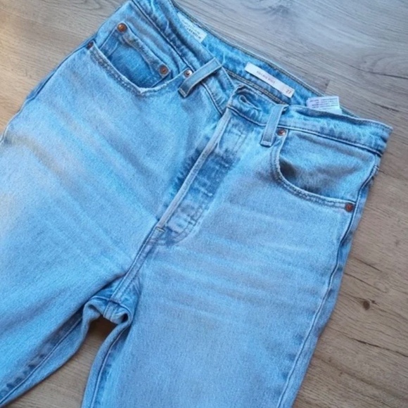 Levi’s Ribcage Bootcut Jeans 27x33 - Picture 3 of 5